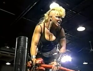 ECW - Barbed Wire, Hoodies and Chokeslams 1995 Review  - Luna Vachon