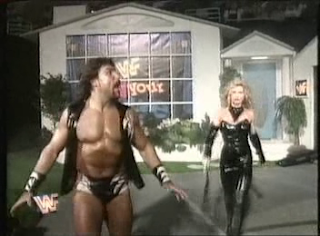 WWF / WWE - IN YOUR HOUSE 8 - BEWARE OF DOG - Wildman Marc Mero beat Triple H in an awesome opening match