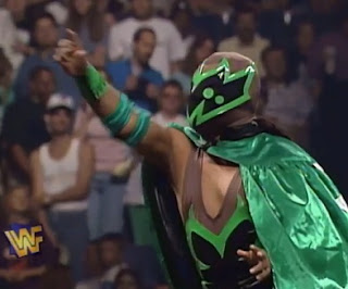 WWE / WWF - Badd Blood: In Your House 18 Review - Tarantula teamed with Mosaic to face Max Mini & Nova