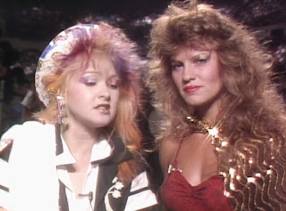 WWE / WWF Saturday Night's Main Event 1 (1985) - Cyndi Lauper and Wendi Richter