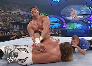 WWE Summerslam 2002 - Edge hurts Test