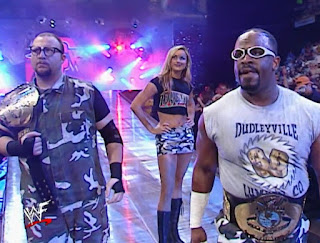 WWE / WWF Survivor Series 2001 - The Dudleyz faced The Hardy Boyz in a tag title unification match