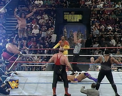 WWF / WWE SURVIVOR SERIES 1996: Hall of Famer Jimmy 'Superfly Snuka' dives onto Fake Razor Ramon